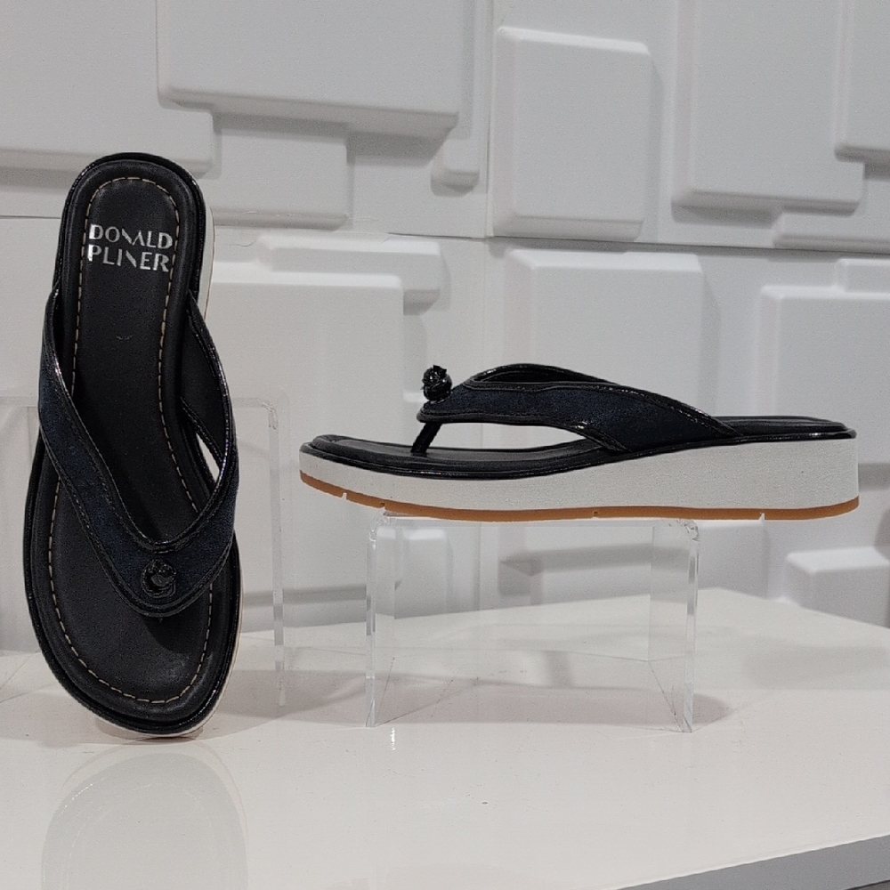 Black and White Platform Sandals with Minimalist Design